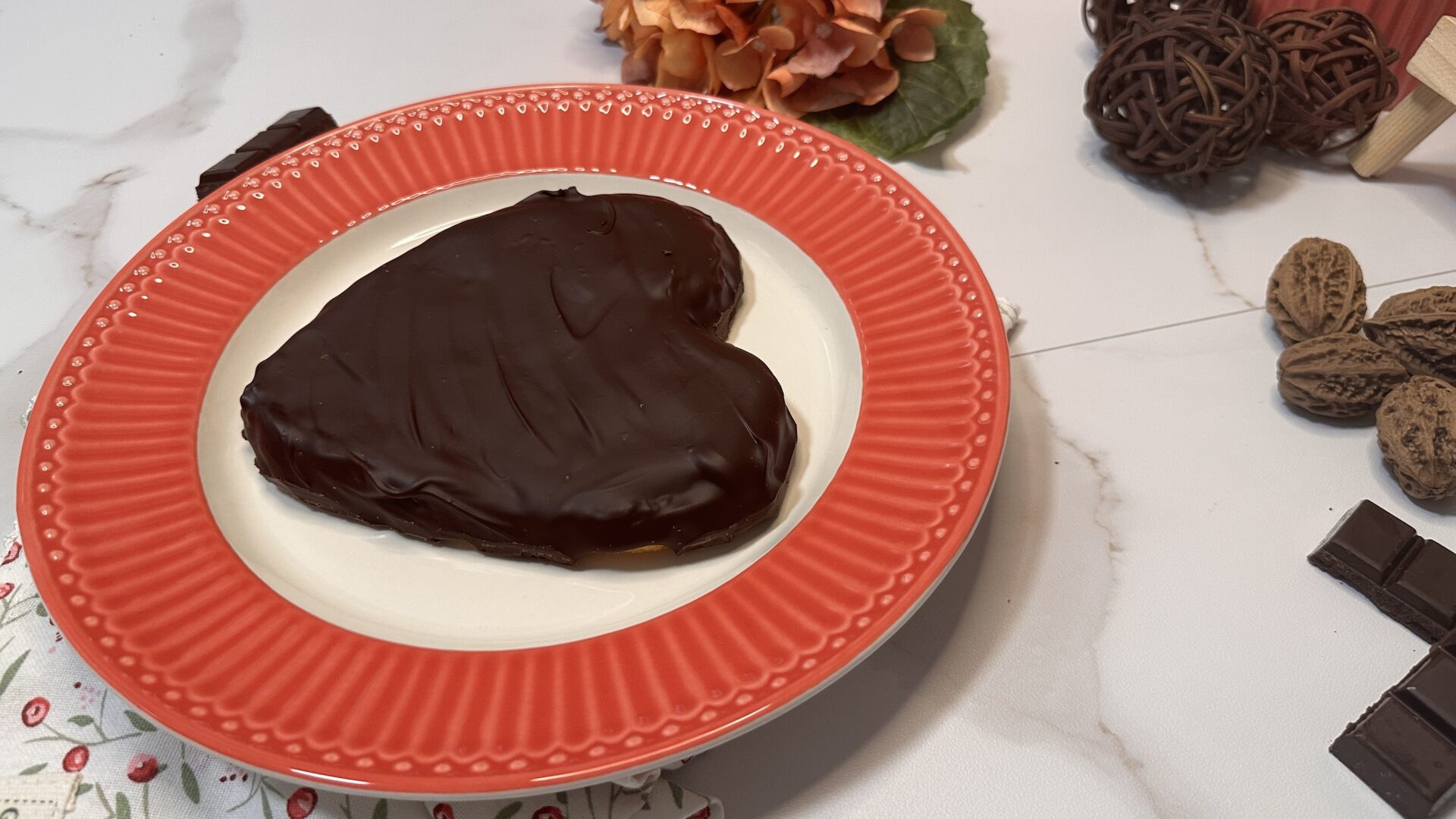 Palmera_18 ALT: Palmera de chocolate fit de tres ingredientes cubierta con chocolate sin azúcar